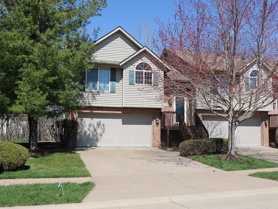 1st image of 1267 33rd Avenue Cir