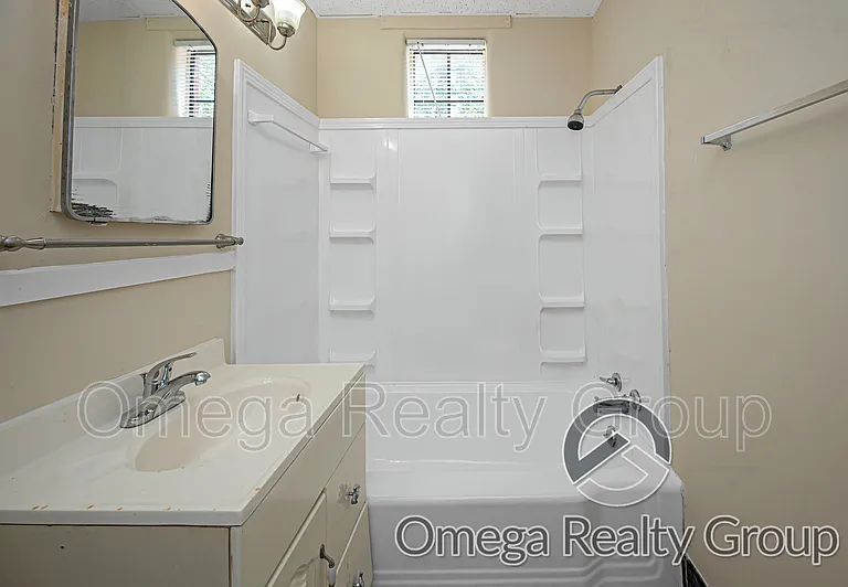 901 9th Ave S #7 — Photo 20