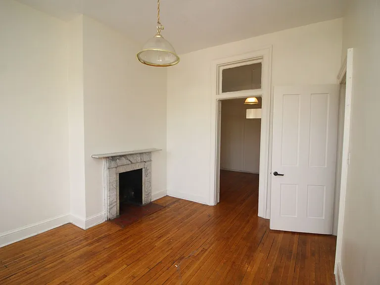 22 E Mt. Vernon Pl. — Photo 10