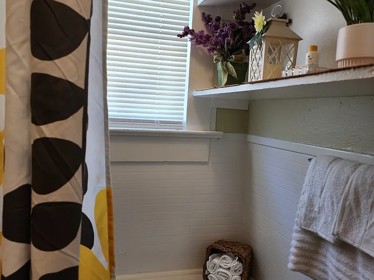 905 McIntosh St — Photo 29