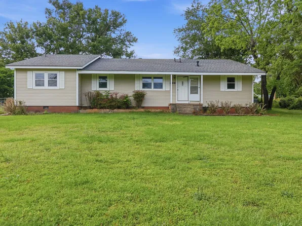 696 Mulberry Salem Rd, Benton, AR 72019