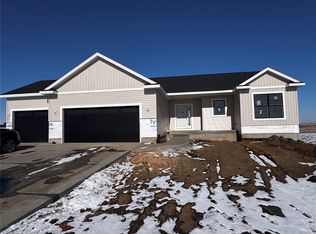 4162 Calder Dr, Marion, IA 52302