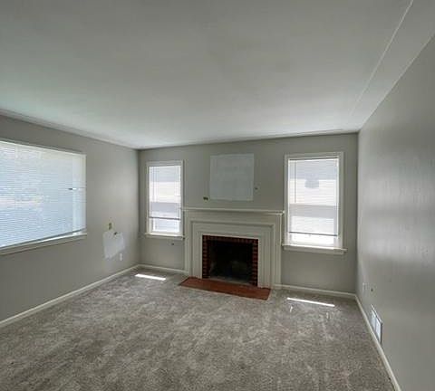 4th image of 543 Shawmut Blvd NW
