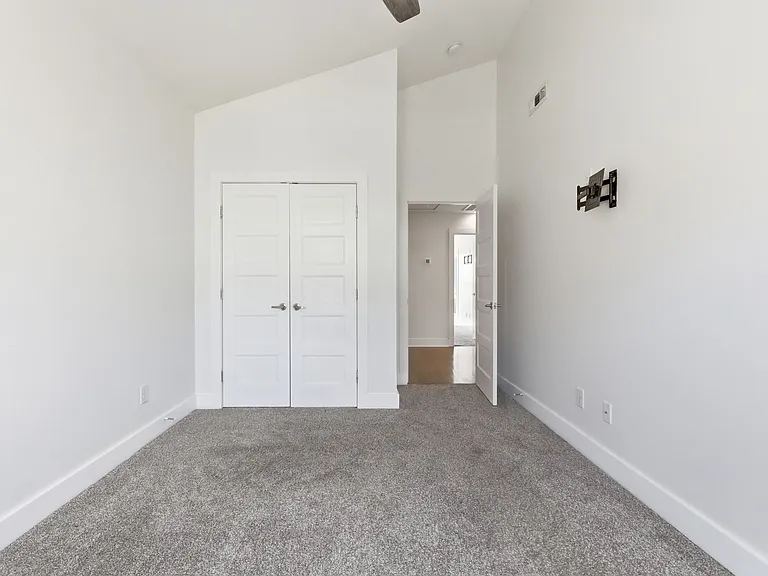 2622 Airpark Dr — Photo 21