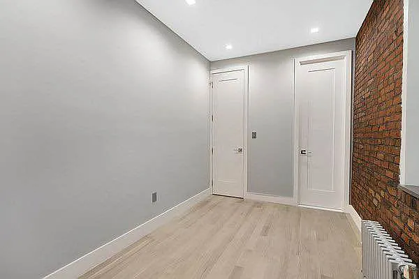 Rented by Aventana | media 4