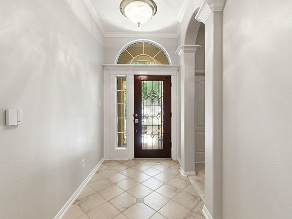 4th image of 2311 Fairway Pointe Dr