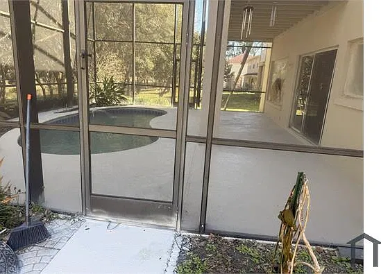 5 bed, 2612 sqft, $2,900 — Photo 2