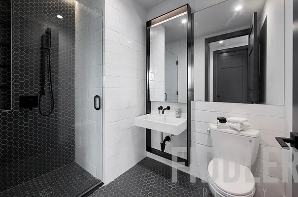 Rented by The KCI Group | media 18