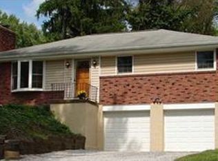 208 Arborwood Dr, Gibsonia, PA
