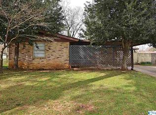 3014 Hillsboro Rd SW, Huntsville, AL 35805