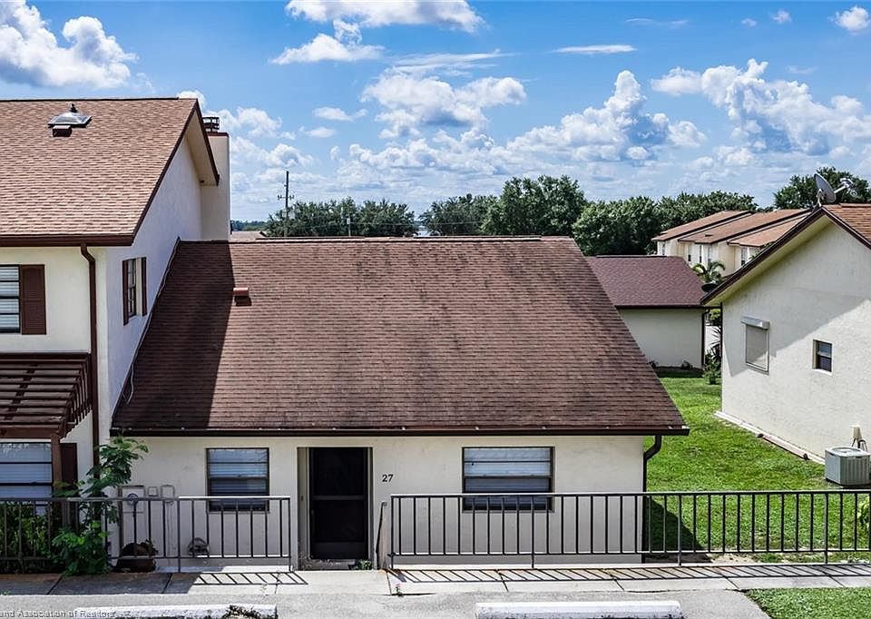 1st image of 27 Sunset Ln