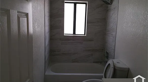 1483 NW 32nd St — Photo 5