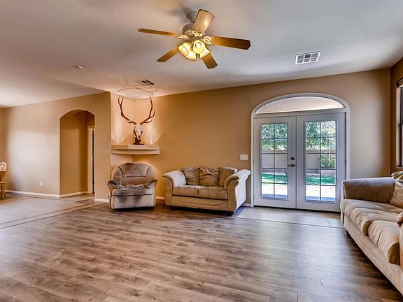 5th image of 9234 N 182nd Ln