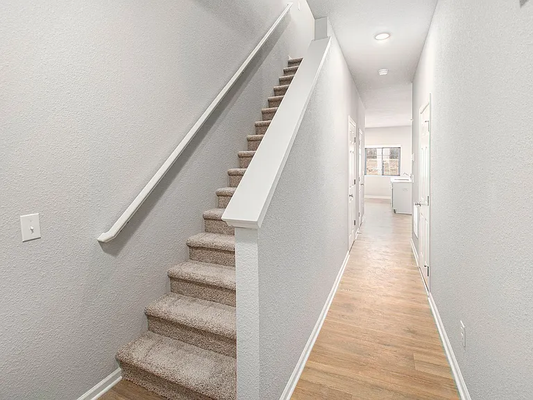 1306 Trailview Ct — Photo 18