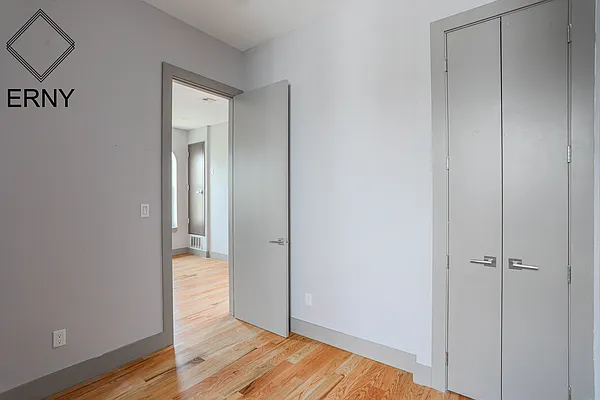 Rented by ERNY LLC | media 15