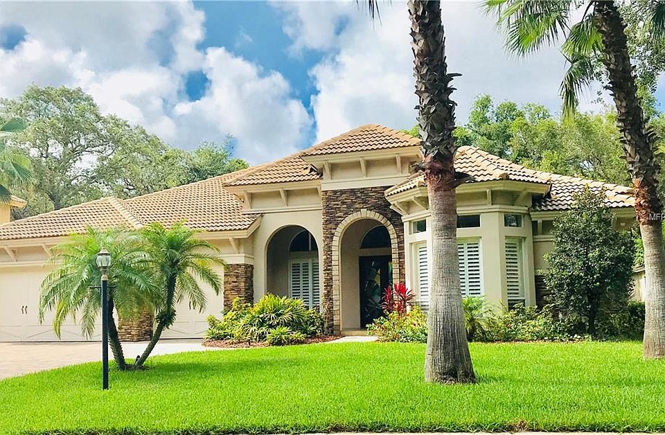 1st image of 2919 Grey Oaks Blvd