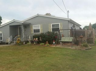 811 Moore Ave, Belpre, OH 45714