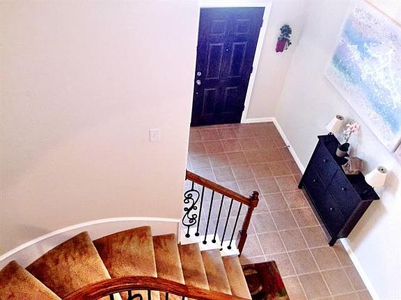 5th image of 10260 Ashburn Dr