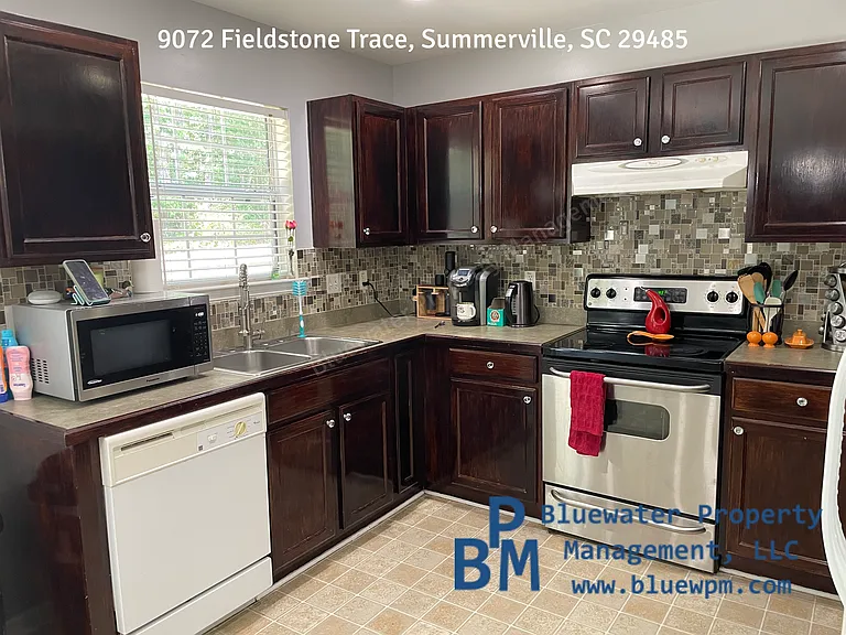 9072 Fieldstone Trce — Photo 3