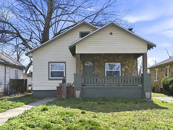 2nd image of 812 W Pershing Street