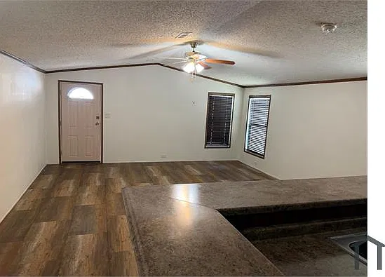 3 bed, 1500 sqft, $1,400 — Photo 3