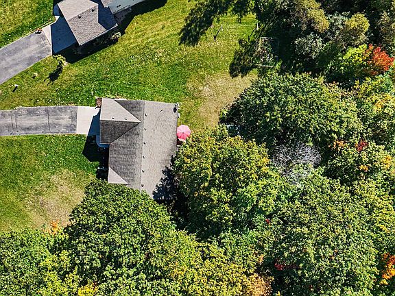 4th image of 2033 Winston View Dr NE