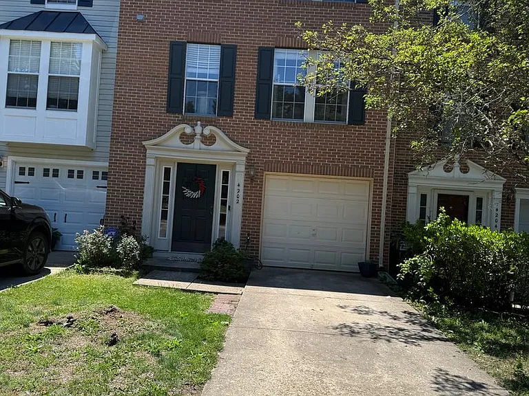 4202 Apgar Ct — Photo 1