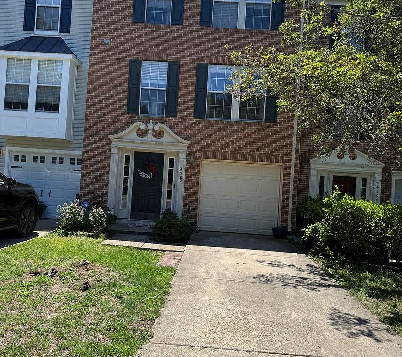 1st image of 4202 Apgar Ct