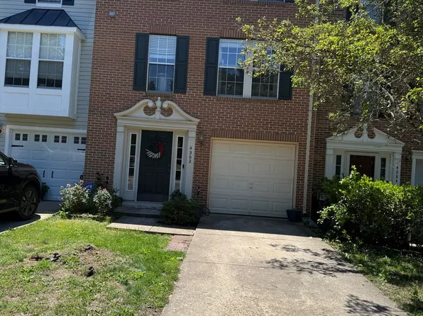 4202 Apgar Ct, Fredericksburg, VA 22408