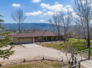 28500 Bear Valley Rd, Tehachapi, CA 93561
