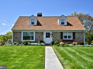 201 Twining Rd, Oreland, PA 19075