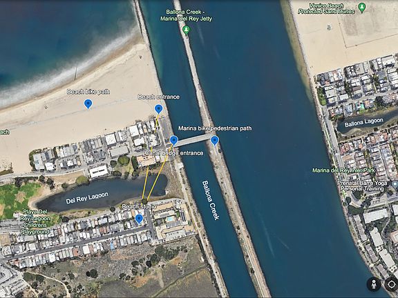 Aerial map, studio is very close to the beach and marina bridge entrances, about a 4 minute walk!
