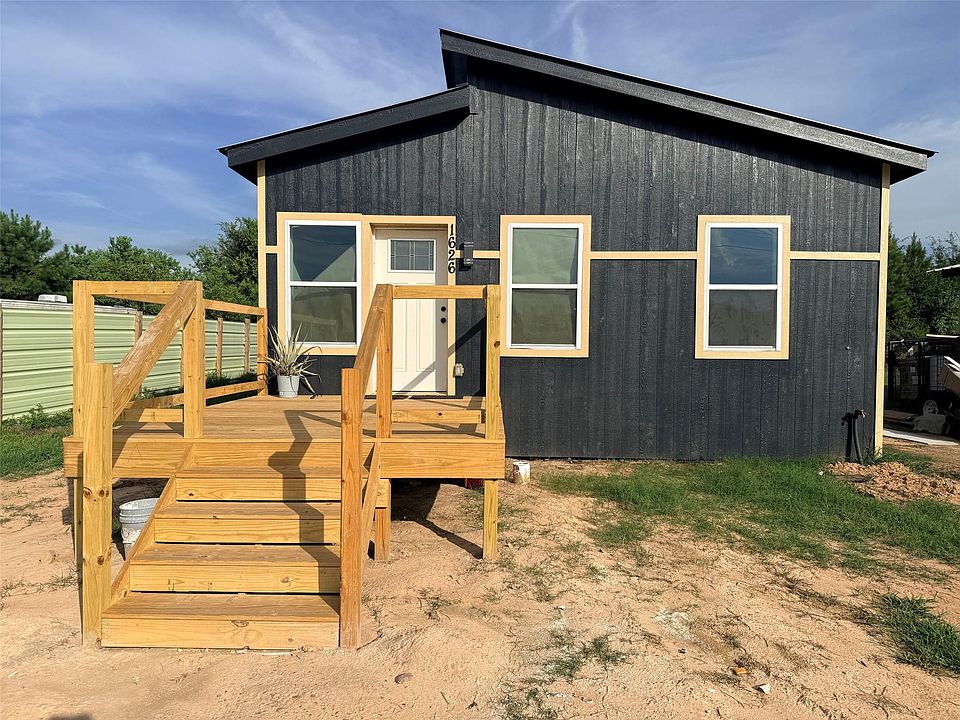 1st image of 1626 Road 5734