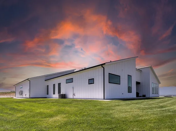 770 Coyote Creek Dr, Corvallis, MT 59828