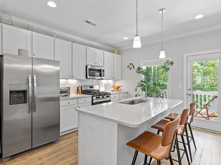 1127 Breadsell Ln — Photo 13