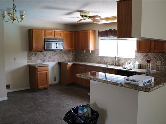 5th image of 10804 Mesquite Dr