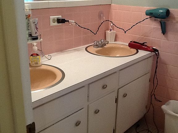 5th image of 611 S 24th St