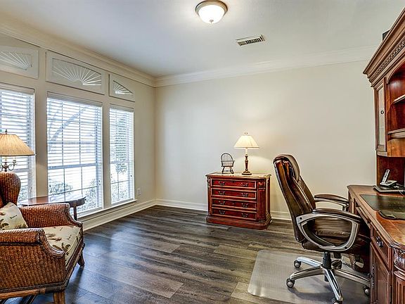 Sturdy or additional living space over looking the front yard.