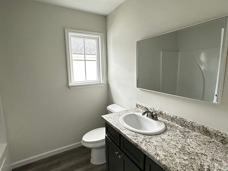 1532 Woodard St — Photo 16