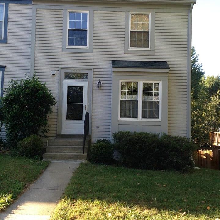 Exterior (Front)