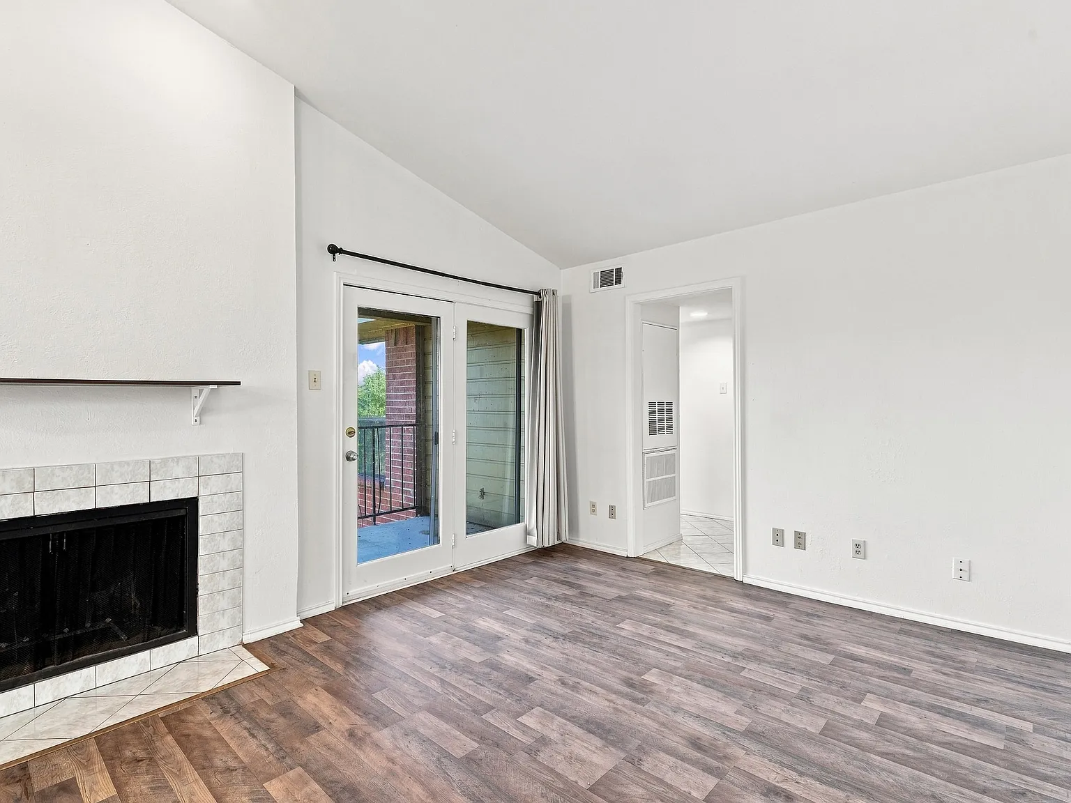 5909 Lake Hubbard Parkway Unit 215 Garland, TX 75043 - 215 — Photo 4