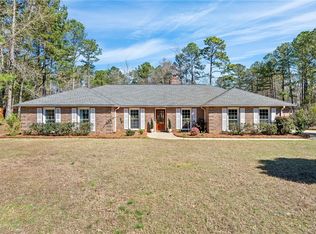 2076 S Evergreen Dr, Auburn, AL 36830