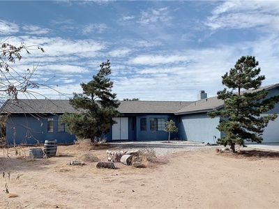 10076 Marrakesh Rd, Phelan, CA, 92371