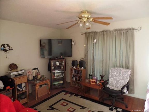2nd image of 6810 Delta Lake Dr