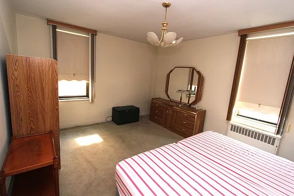 Sold by Superior Realty Service | media 7