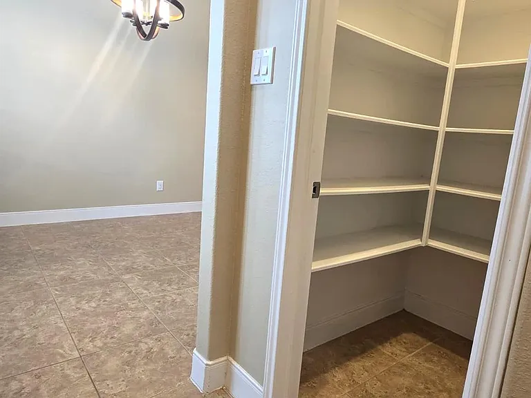 28254 Natalie Bend Rd — Photo 11