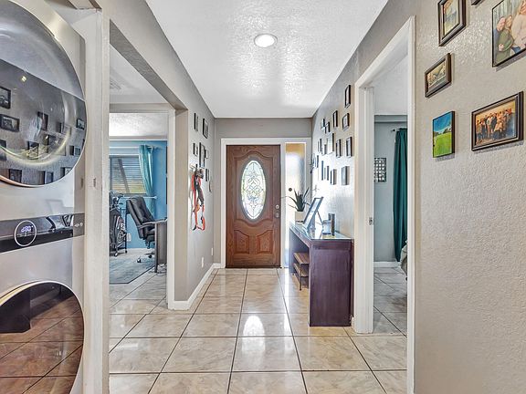 2nd image of 220 NW 43rd Street
