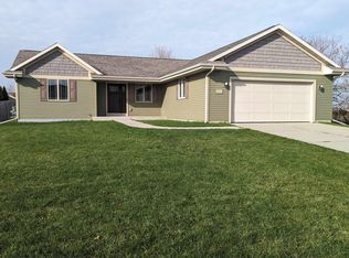 1613 Wildrose Way, Janesville, WI 53546