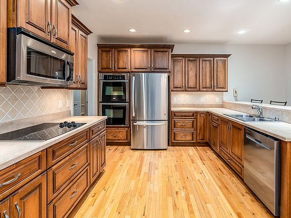 4th image of 8511 Knox Rd