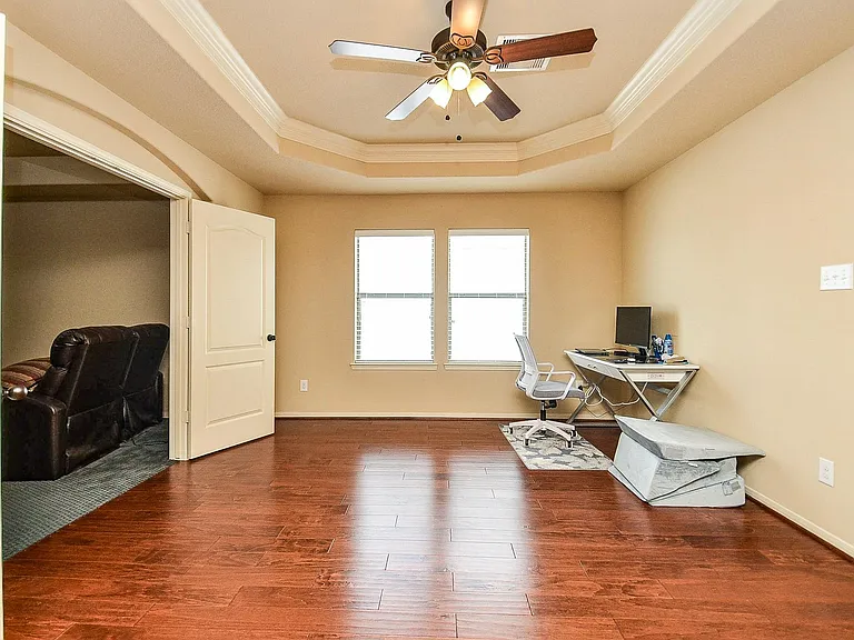 26711 Eagle Park Ln — Photo 35